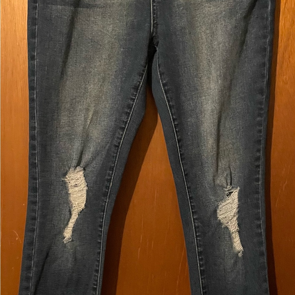 Blue Skinny Jeans with Faded Distressed Style